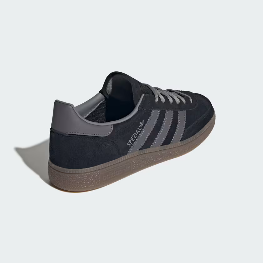 Adidas Handball Spezial Shoes Core Black / Grey Strata / Gum
