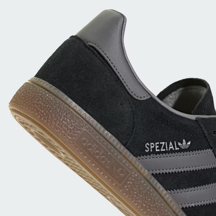 Adidas Handball Spezial Shoes Core Black / Grey Strata / Gum