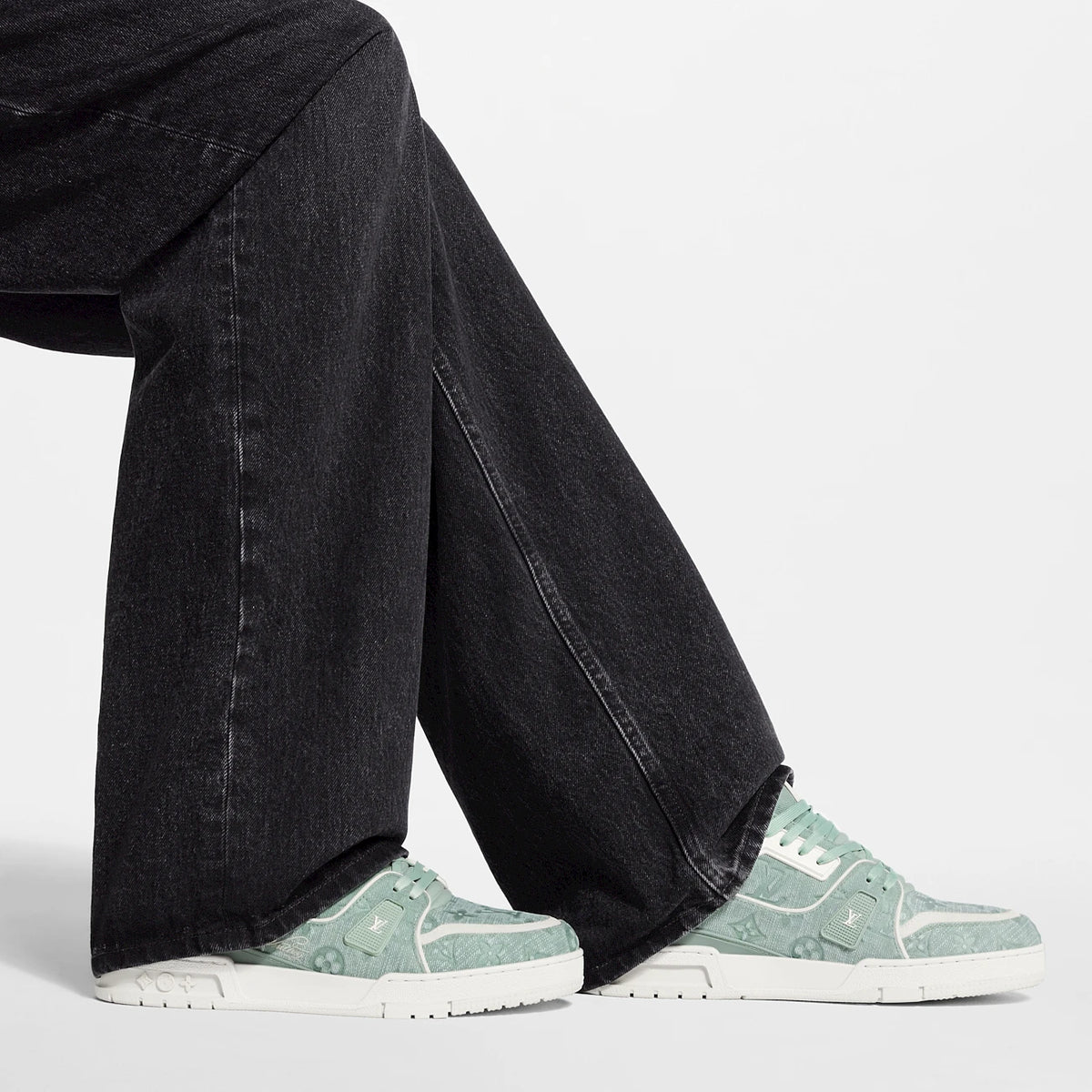 Louis Vuitton TRAINER Green
