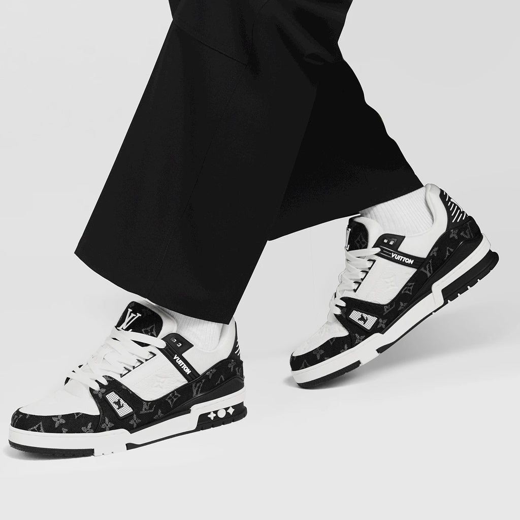 Louis Vuitton TRAINER Black